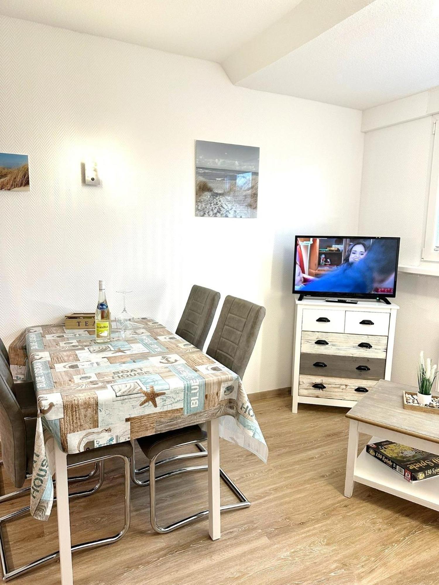 Ferienwohnung Haus Boje "Knurrhahn" 뉴할링거지어 외부 사진